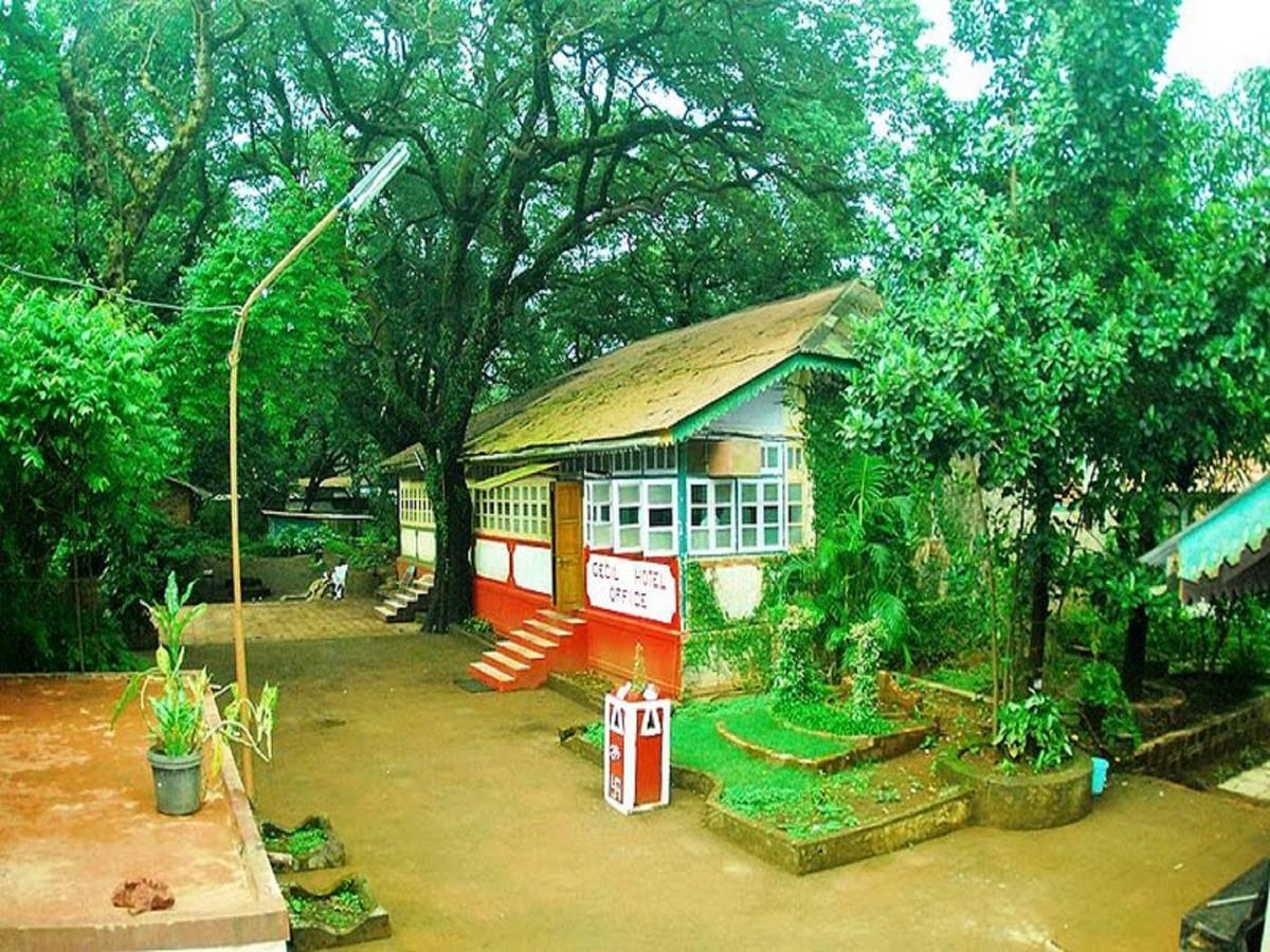 Cecil Hotel Matheran Exteriör bild